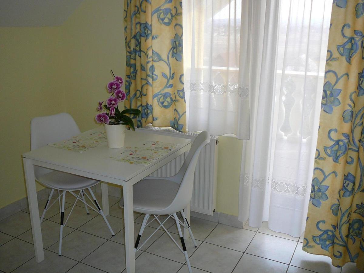Apartments In Alsopahok/Balaton 27597 Extérieur photo